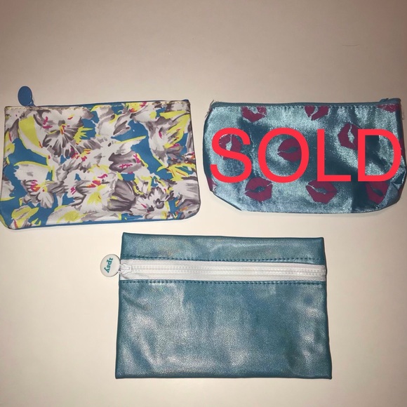 💋 IPSY Makeup Bag Set (Light Blue Tones) - Picture 1 of 3